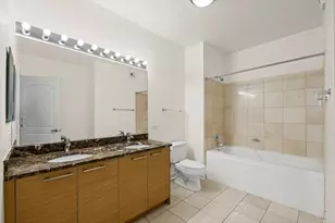 450 E Waterside Dr, Chicago, IL 60601 - Photo 12