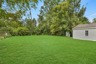 108 Shabbona Dr, Park Forest, IL 60466 - Photo 14
