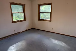 1364 Empire Ct, Freeport, IL 61032 - Photo 18