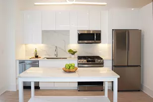 812 W Adams St, Chicago, IL 60607 - Photo 2