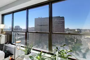 2930 N Sheridan Rd, Chicago, IL 60657 - Photo 6