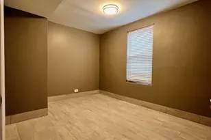 2835 N Ridgeway Ave, Chicago, IL 60618 - Photo 14