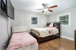 8433 Central Ave, Burbank, IL 60459 - Photo 12