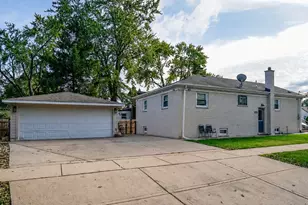 8433 Central Ave, Burbank, IL 60459 - Photo 20