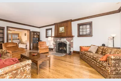 221 East Avenue, Park Ridge, IL 60068 - Photo 4