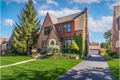 221 East Avenue, Park Ridge, IL 60068 - Photo 2