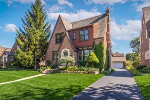 221 East Ave, Park Ridge, IL 60068 - Photo 2