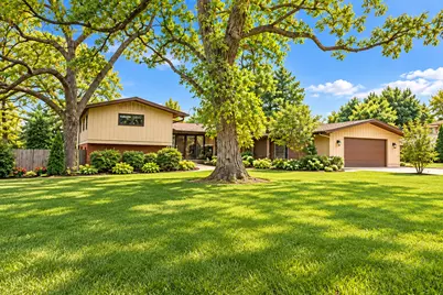 10S073 Clarendon Hills Road, Willowbrook, IL 60527 - Photo 1