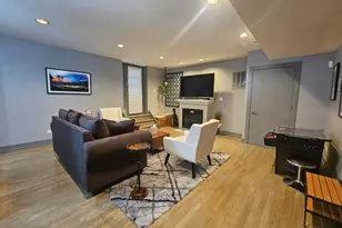 1050 W Dakin St, Chicago, IL 60613 - Photo 4