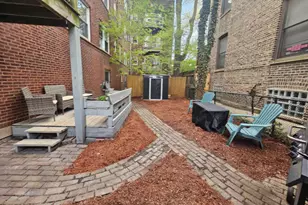 1050 W Dakin St, Chicago, IL 60613 - Photo 26