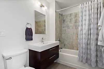 5234 N Leamington Avenue, Chicago, IL 60630 - Photo 14