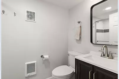 5234 N Leamington Avenue, Chicago, IL 60630 - Photo 18