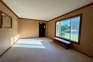 5 Hidden Lake Ct, Bloomington, IL 61704 - Photo 4