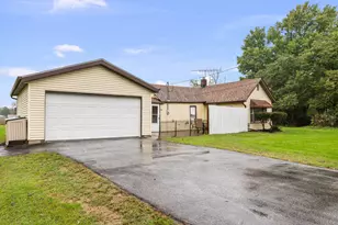 454 Docia St, Hinsdale, IL 61257 - Photo 2