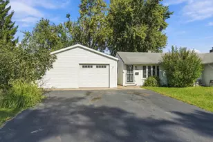 4200 W 90th St, Hometown, IL 60456 - Photo 1