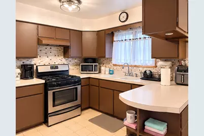 1513 Maple Avenue, Berwyn, IL 60402 - Photo 6