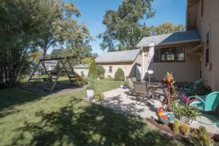 843 Pearl St, Aurora, IL 60505 - Photo 34