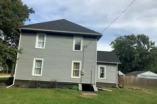 309 W Commercial St, Neponset, IL 61345 - Photo 40