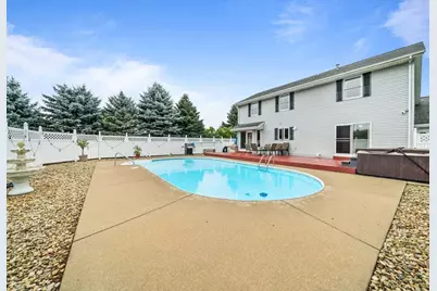 3910 Mockingbird Lane, Byron, IL 61010 - Photo 40