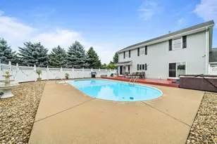 3910 Mockingbird Ln, Byron, IL 61010 - Photo 40