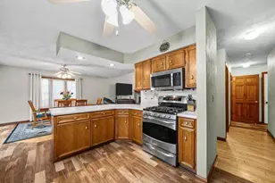 3910 Mockingbird Ln, Byron, IL 61010 - Photo 16