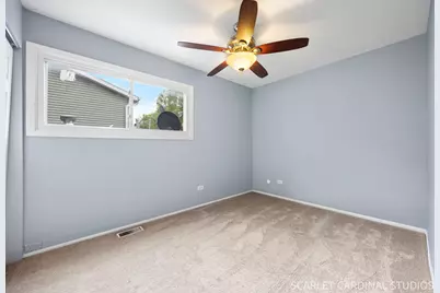 376 Thorncliff Drive, Glendale Heights, IL 60139 - Photo 14