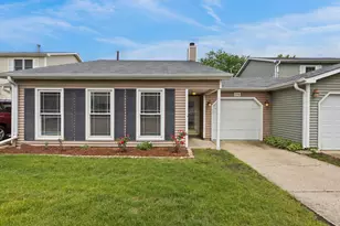 376 Thorncliff Dr, Glendale Heights, IL 60139 - Photo 1