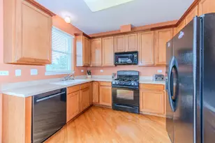 711 Silver Fox Dr, Joliet, IL 60431 - Photo 24