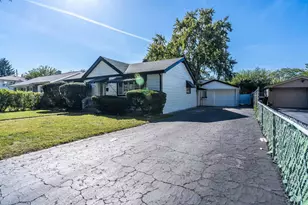 11024 Oxford Ave, Chicago Ridge, IL 60415 - Photo 18