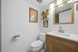 1853 N Cleveland Ave, Chicago, IL 60614 - Photo 22