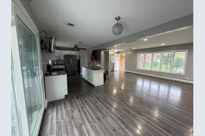 1621 Clay Court #House, Melrose Park, IL 60160 - Photo 4