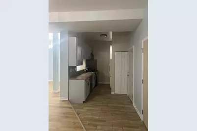 2319 E 70th Place #10, Chicago, IL 60649 - Photo 6