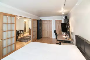 1340 N Dearborn Pkwy, Chicago, IL 60610 - Photo 10