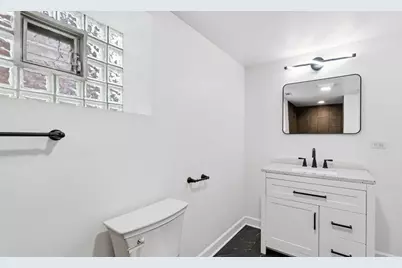 7724 S Chappel Avenue, Chicago, IL 60649 - Photo 14