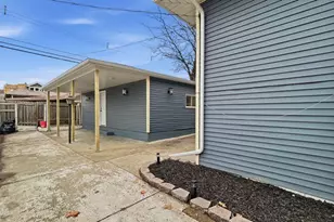 7724 S Chappel Ave, Chicago, IL 60649 - Photo 16