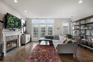 3634 N Fremont St, Chicago, IL 60613 - Photo 2