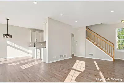 2301 Evergreen Circle, McHenry, IL 60050 - Photo 6
