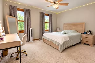 1263 Williamsburg Ln, Crystal Lake, IL 60014 - Photo 16