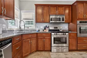 24800 Barolo Dr, Plainfield, IL 60586 - Photo 8