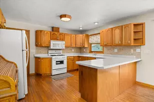 1608 S Hawthorne Rd, Streator, IL 61364 - Photo 10