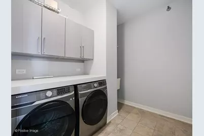225 N Columbus Drive #5510, Chicago, IL 60601 - Photo 22