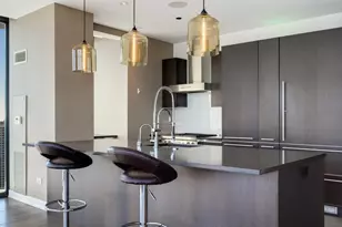 225 N Columbus Dr, Chicago, IL 60601 - Photo 10