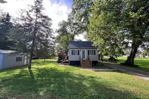 1701 W Low Ave, McHenry, IL 60050 - Photo 2