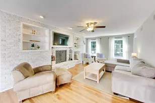 925 Hidden Lake Rd, Naperville, IL 60565 - Photo 12