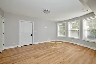 5800 N Maplewood Ave, Chicago, IL 60659 - Photo 6