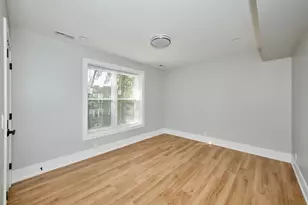 5800 N Maplewood Ave, Chicago, IL 60659 - Photo 16