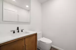 1818 W Pebblestone Dr Dr, Romeoville, IL 60446 - Photo 12
