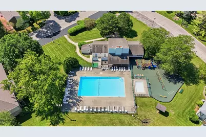 1952 N Hidden Creek Circle #7, Palatine, IL 60074 - Photo 28
