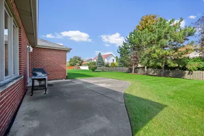 1540 Hillcrest Lane, Woodridge, IL 60517 - Photo 38