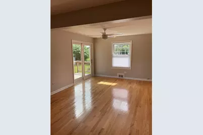 1087 Leahy Circle E, Des Plaines, IL 60016 - Photo 8